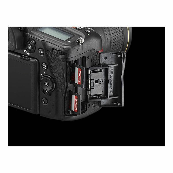 Nikon D780