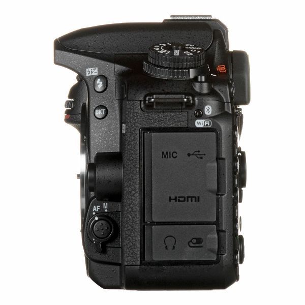 Nikon D7500